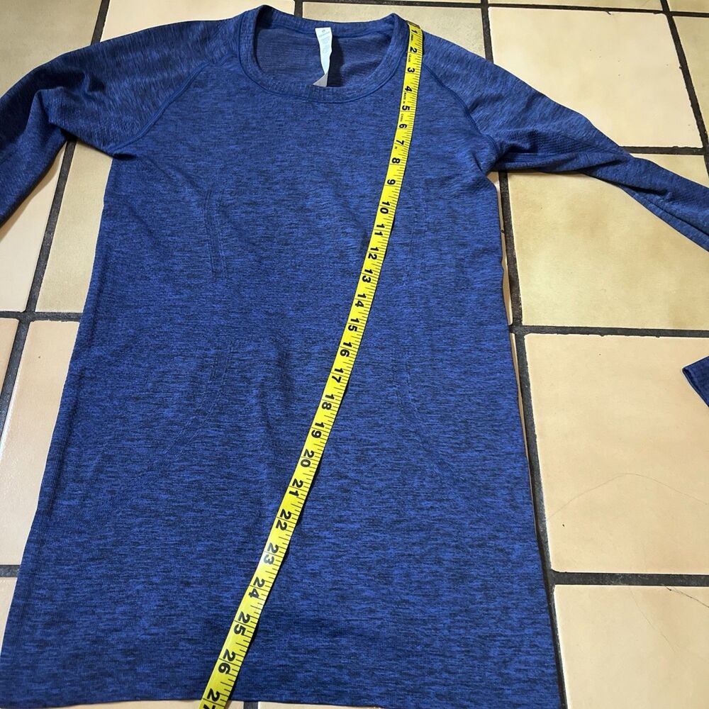 Lululemon Swiftly Tech Long Sleeve Crew Sz 6 Blue Running Fitness Yoga Workout - Picture 8 of 9